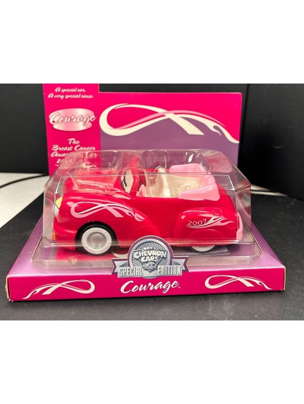 Chevron Cars Special Edition Courage 2007 Red Convertible Toy Car